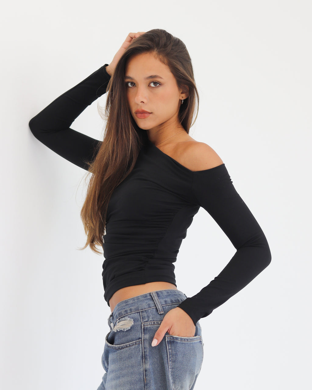 OFF SHOULDER LONG SLEEVE