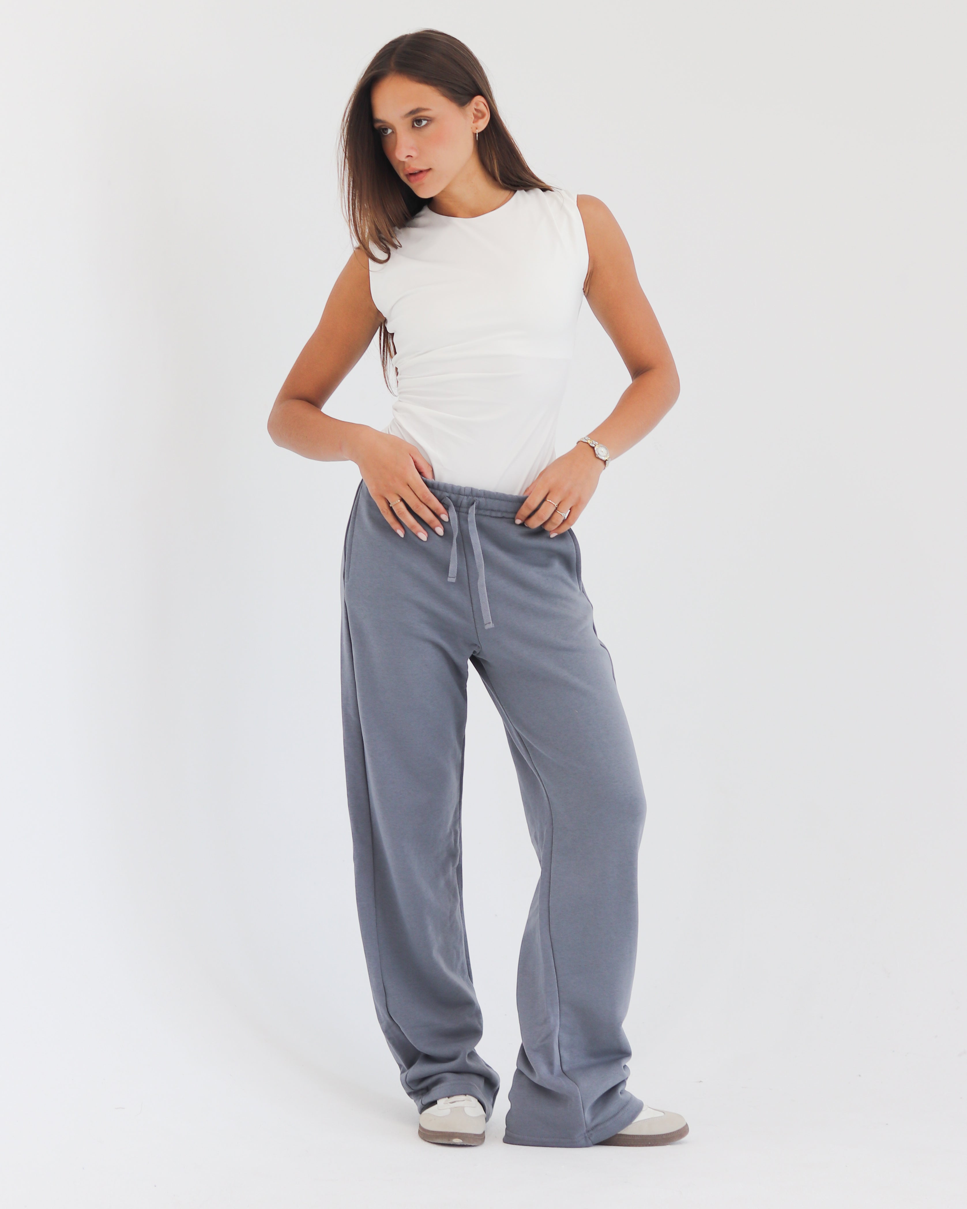 STRAIGHT LEG PANTS