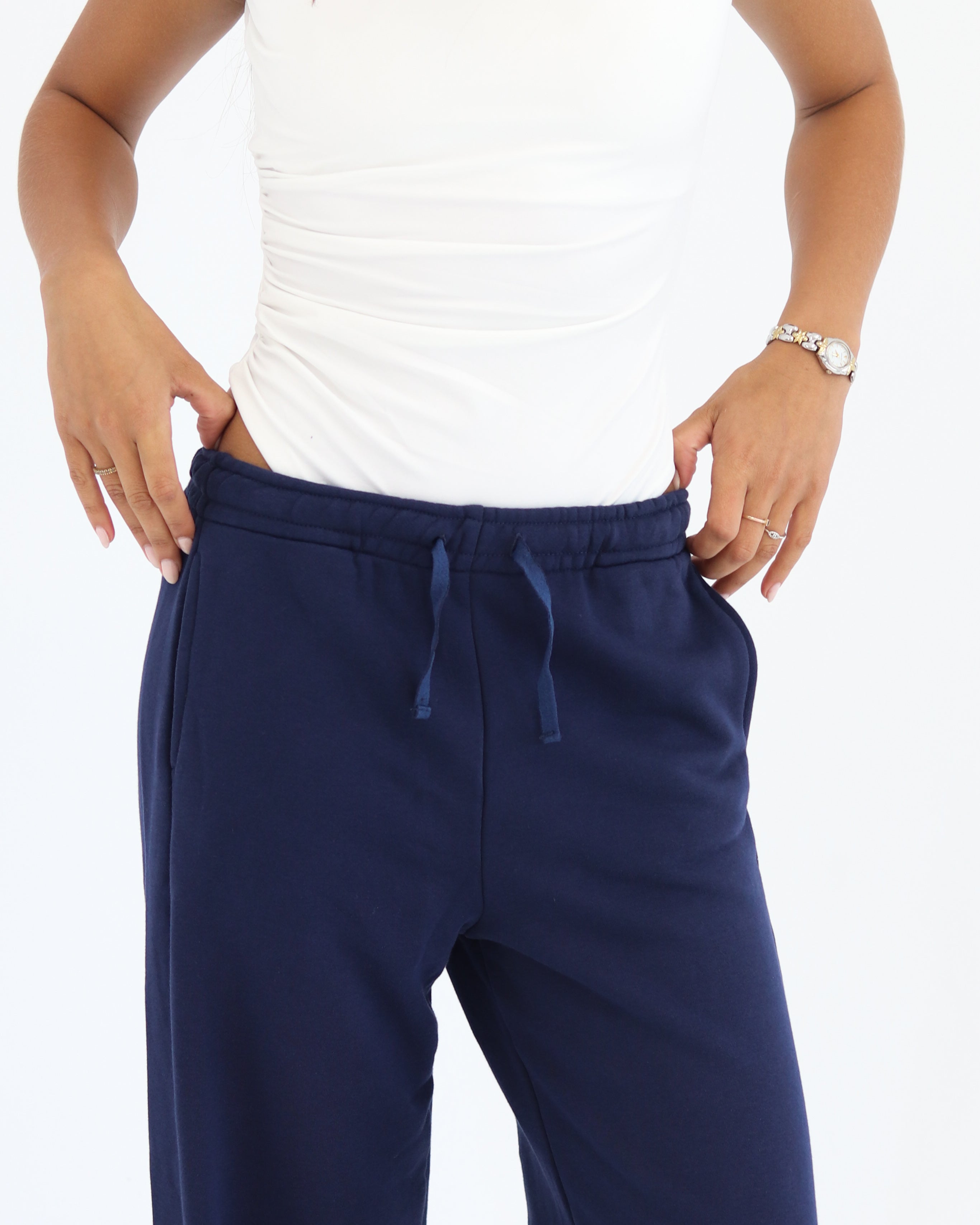 STRAIGHT LEG PANTS