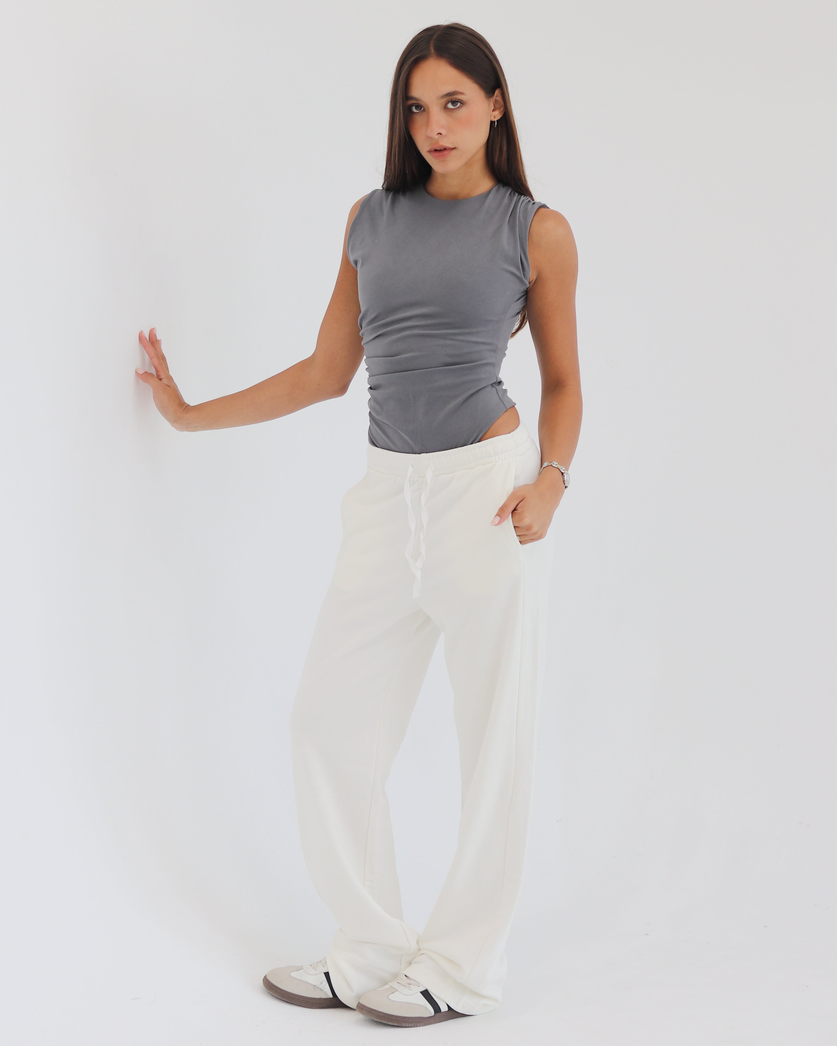 STRAIGHT LEG PANTS