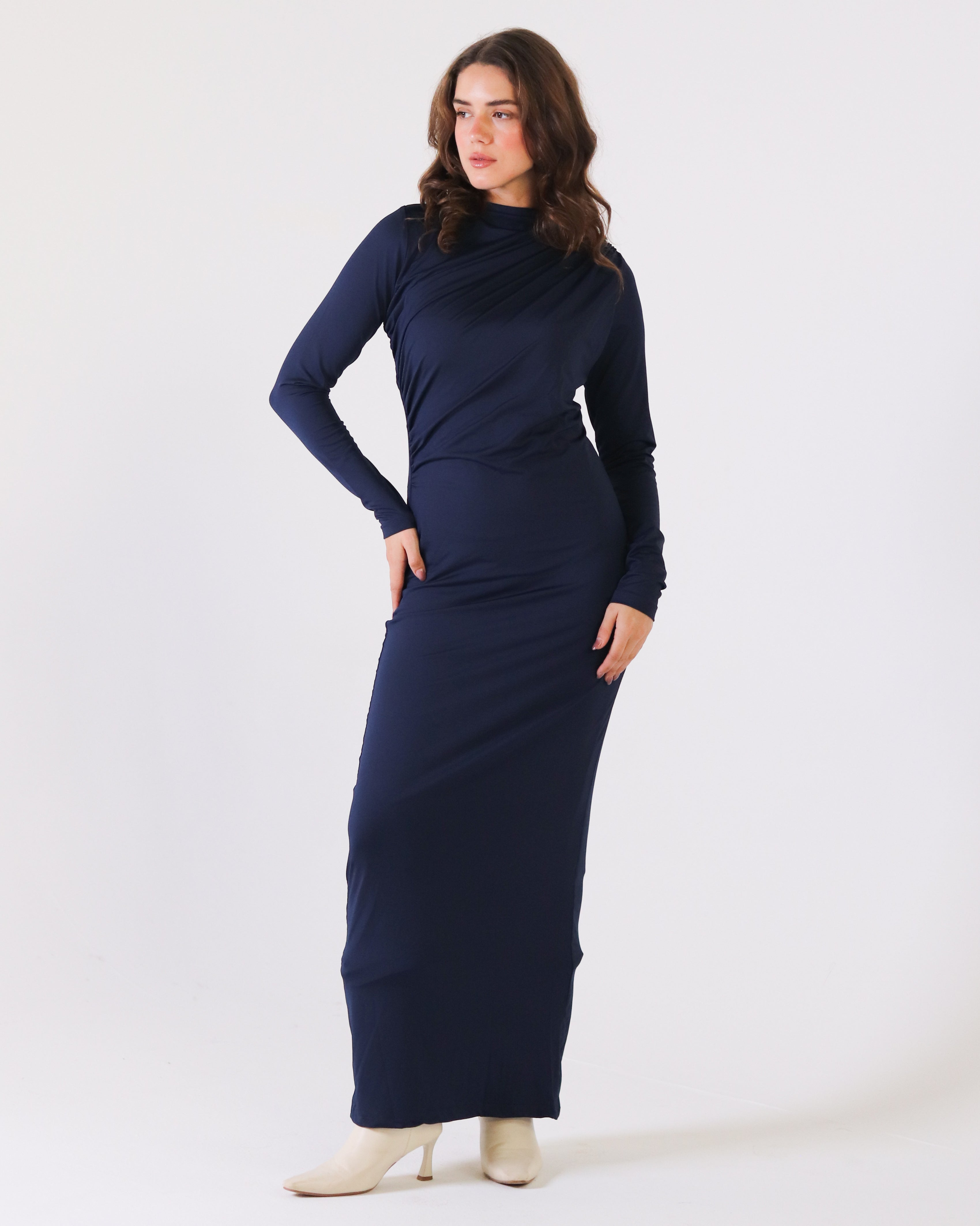 ROUND NECK LONG SLEEVE DRESS